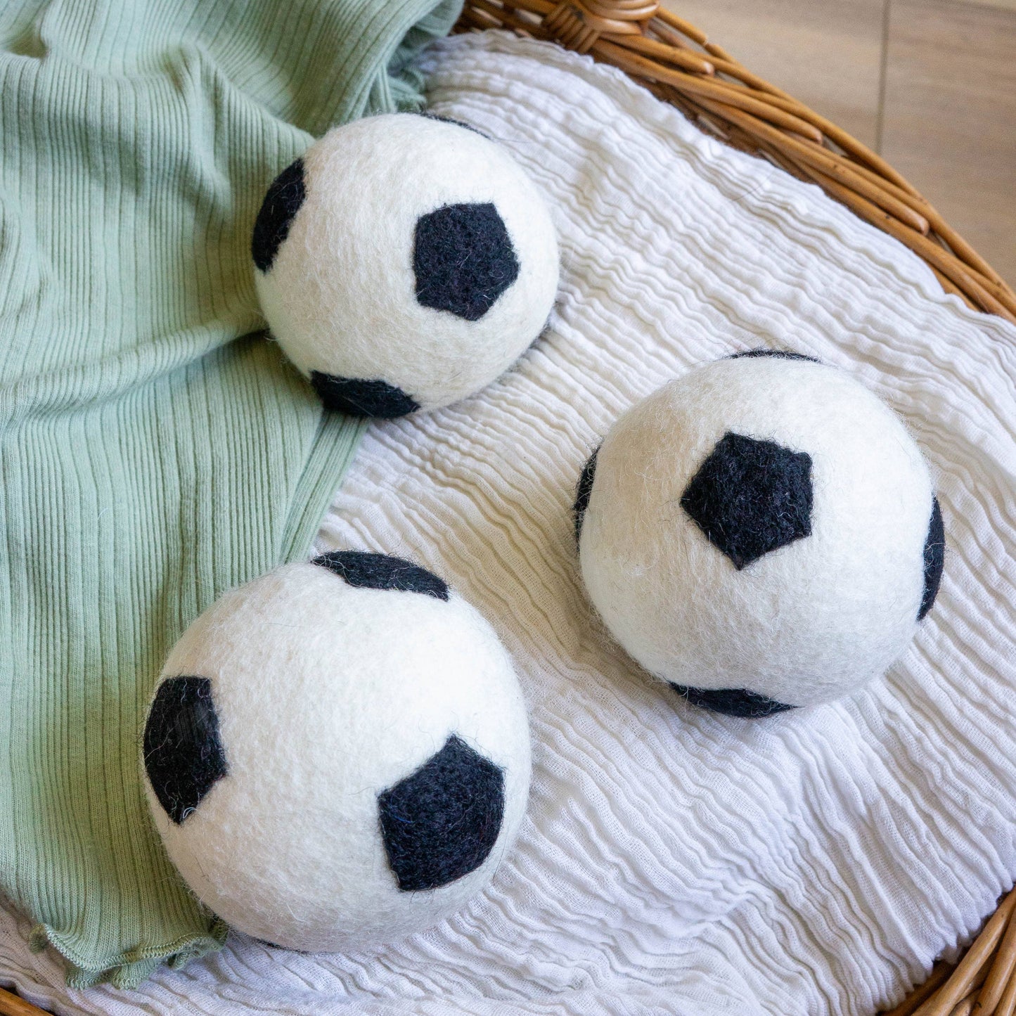 Soccer Eco Wool Dryer Balls - WORLD CUP: PACKAGE FREE