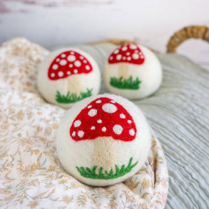 White Mushroom Dryer Balls