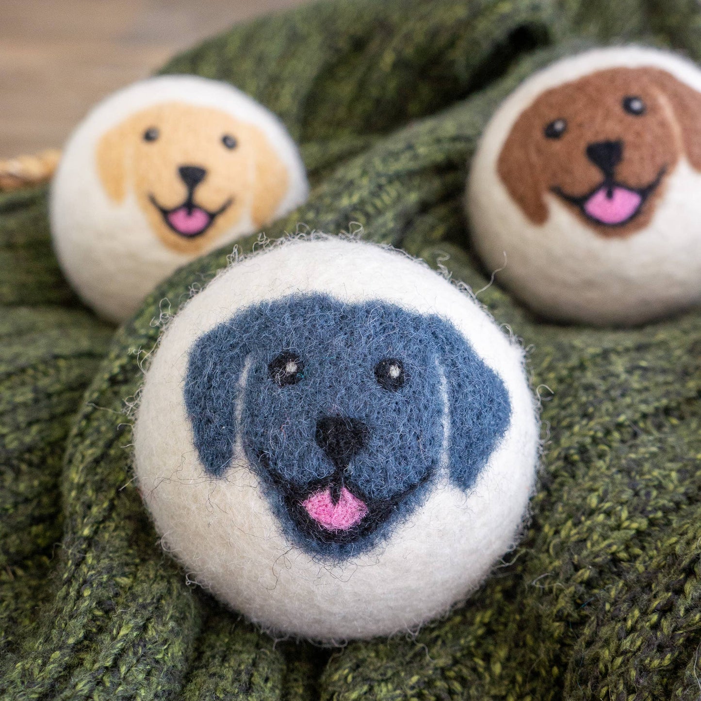 Happy Dogs Eco Wool Dryer Balls - Mix of 3 colors: PACKAGE FREE
