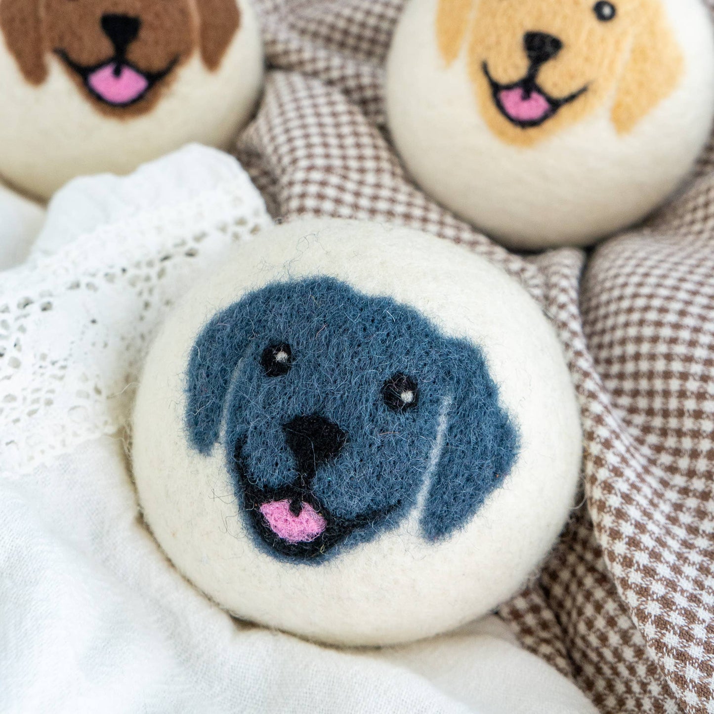 Happy Dogs Eco Wool Dryer Balls - Mix of 3 colors: PACKAGE FREE
